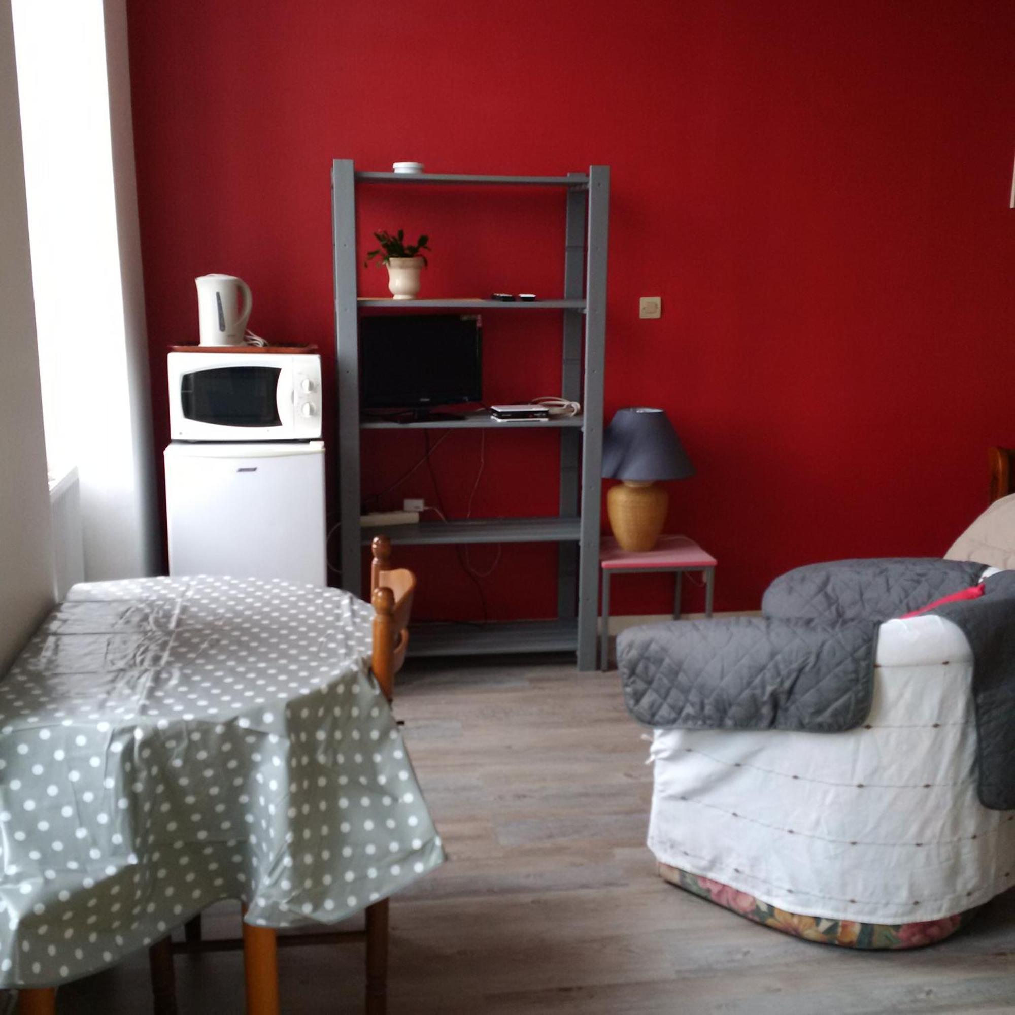 Residence Du Marche Жонзак Стая снимка